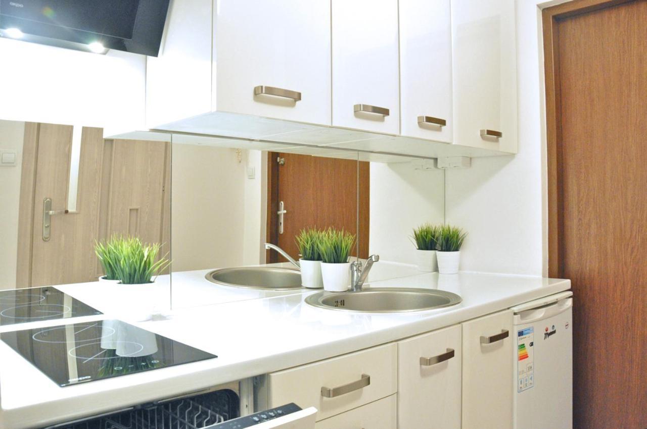 Nice And Comfy Studio Close To Old Town And Metro. Варшава Экстерьер фото